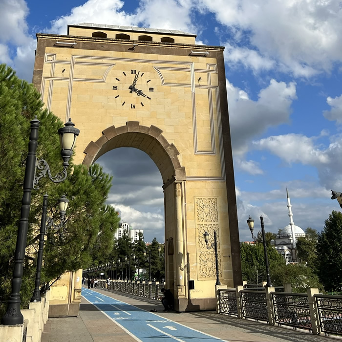 Tarihi Çarşamba Köprüsü